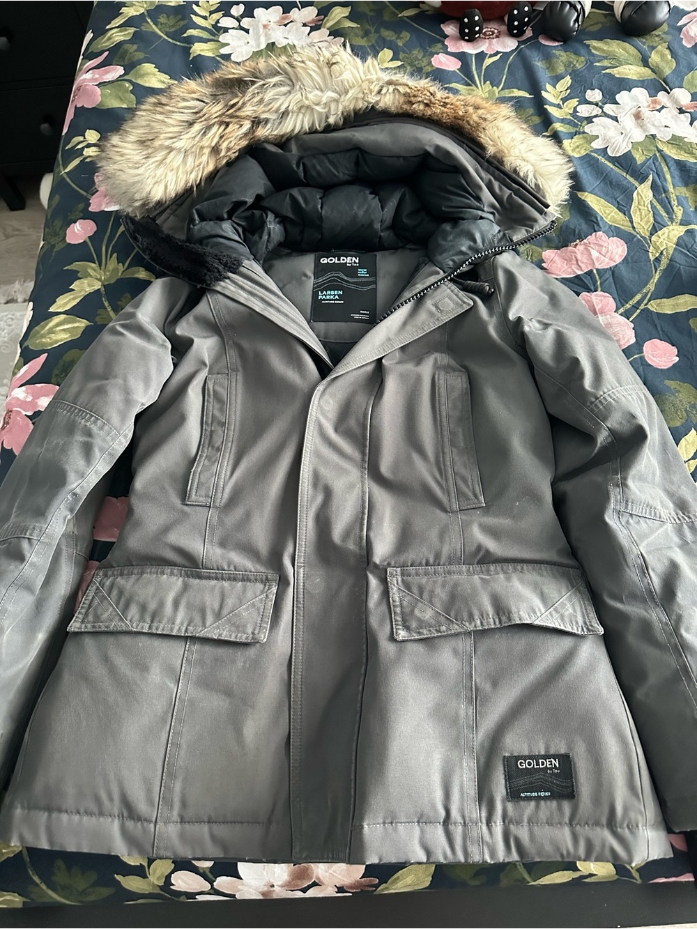 TNA Golden Parka